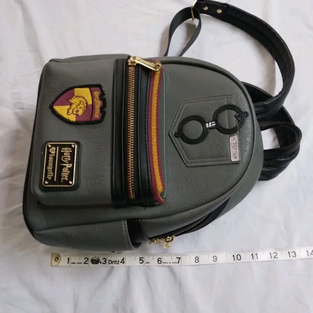 Harry Potter Loungefly Gryffindor Mini Backpack Gray Faux Leather Cosplay
